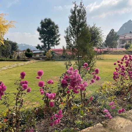 Kafal Tree Home Stay - Pet Friendly Bhowali Buitenkant foto