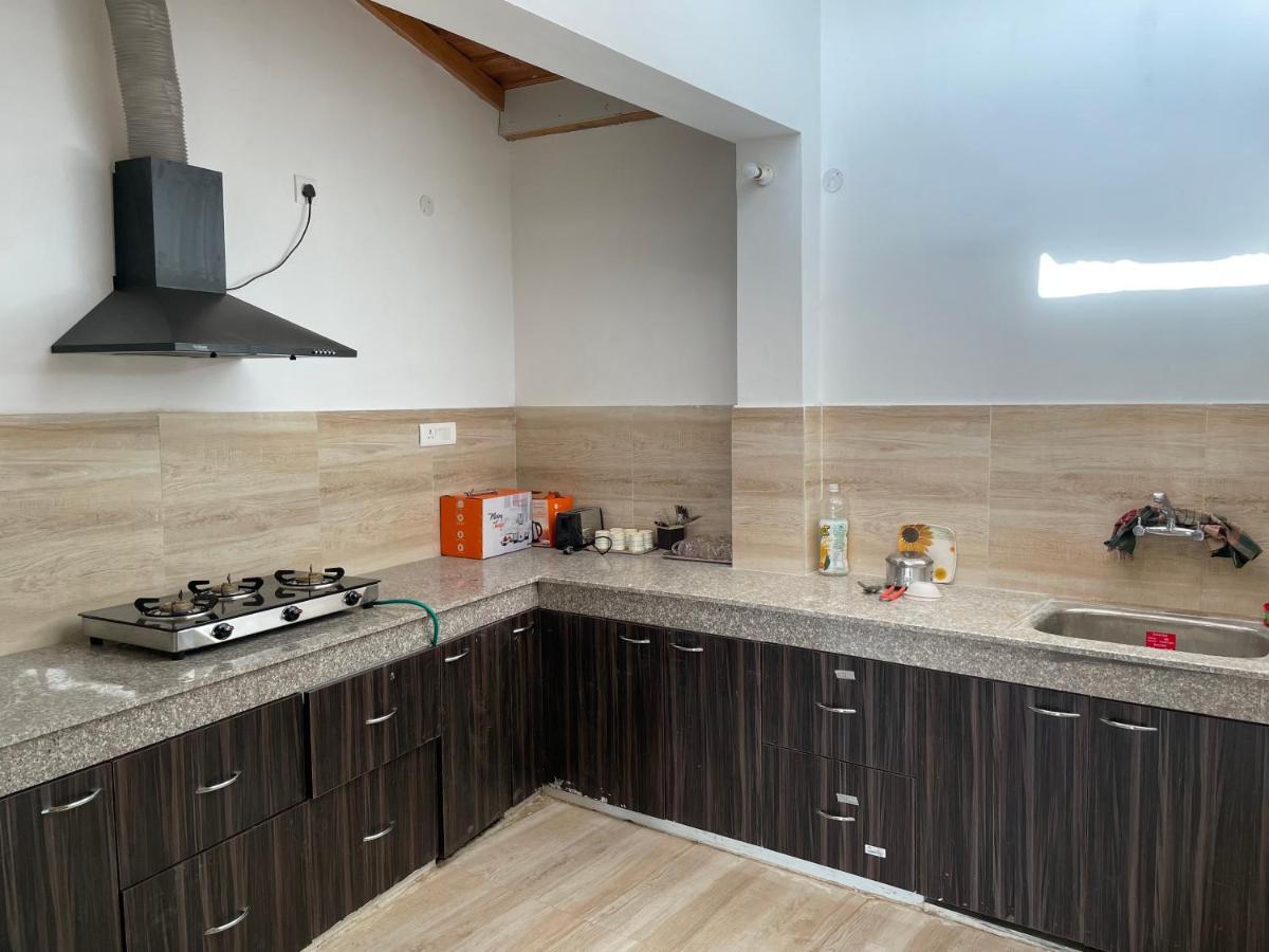 Kafal Tree Home Stay - Pet Friendly Bhowali Buitenkant foto