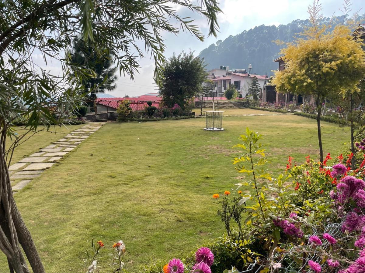 Kafal Tree Home Stay - Pet Friendly Bhowali Buitenkant foto
