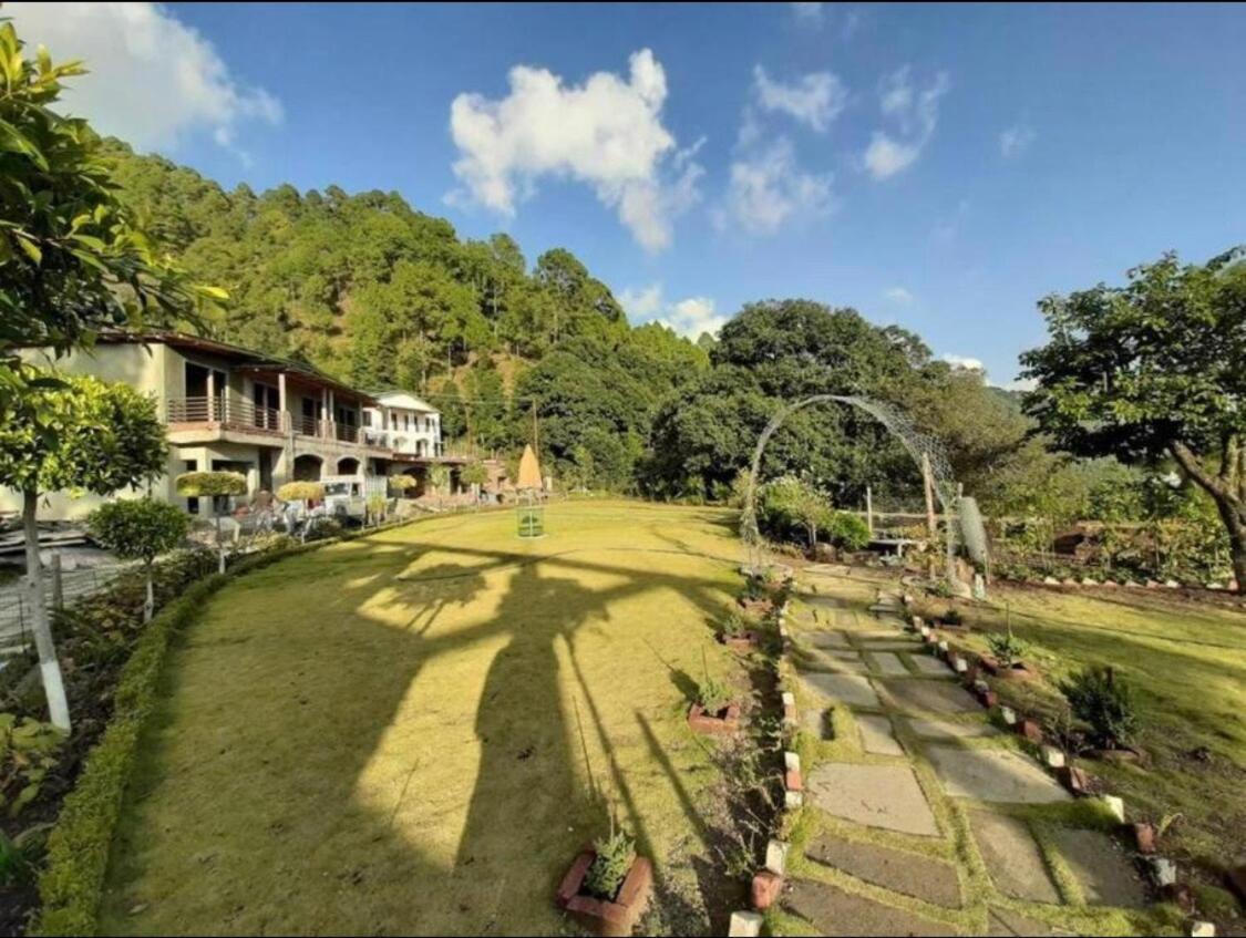 Kafal Tree Home Stay - Pet Friendly Bhowali Buitenkant foto